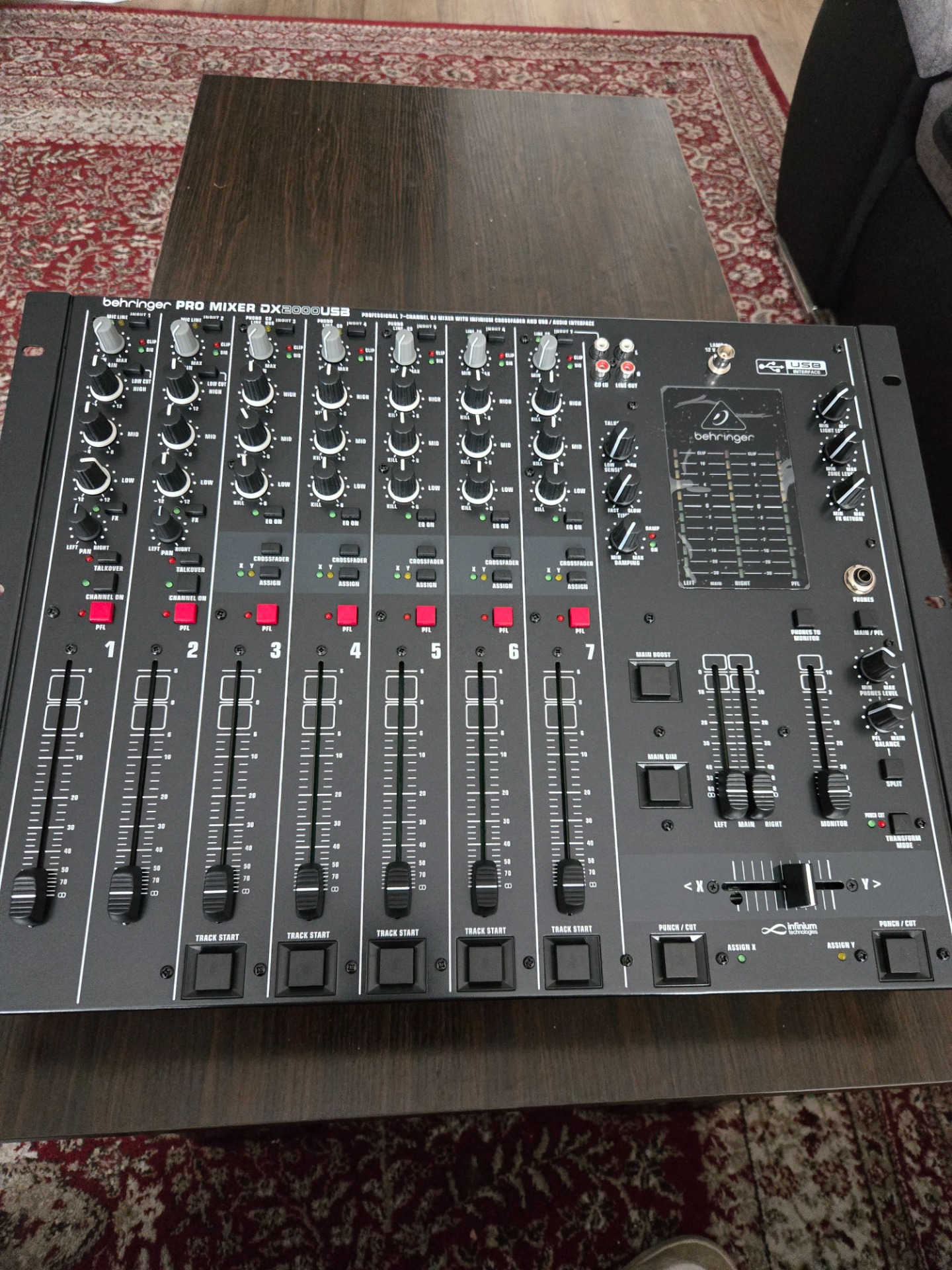 table de mixage proffional dx2000